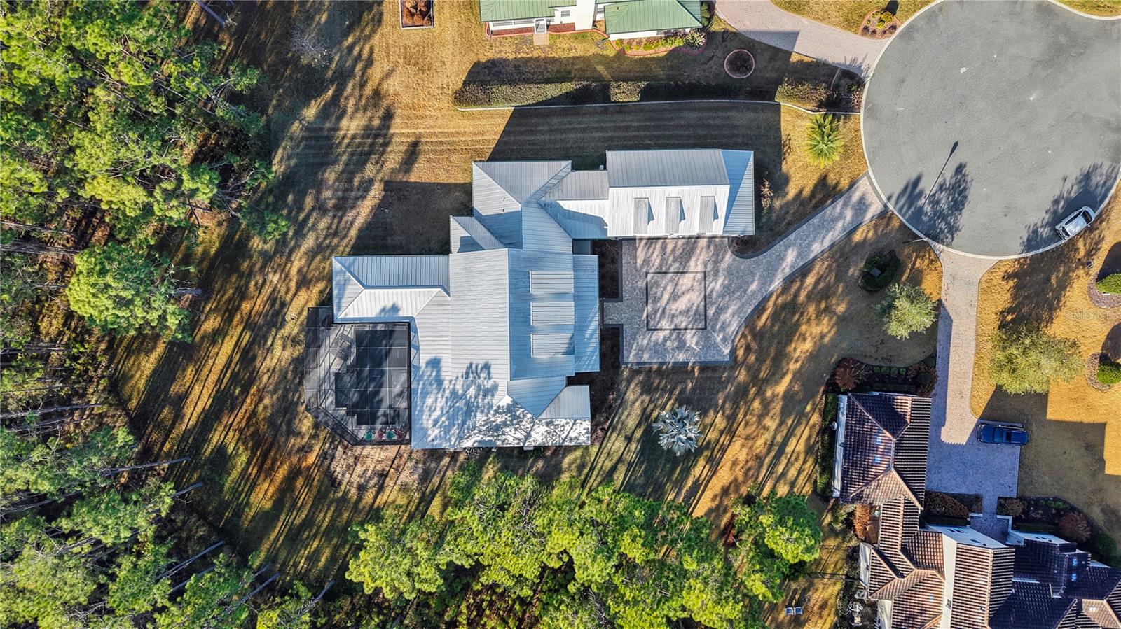 504 YELLOW SUBMARINE CT