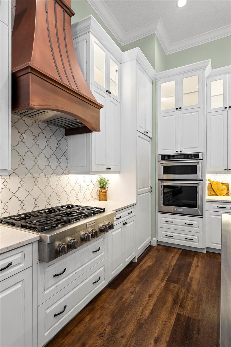 504 YELLOW SUBMARINE CT