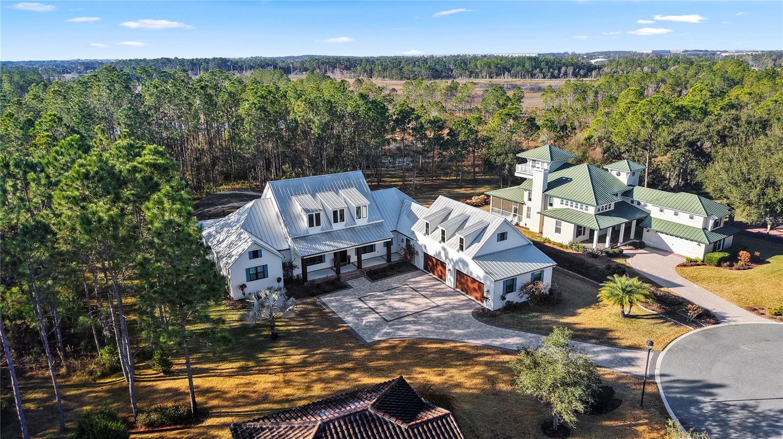 504 YELLOW SUBMARINE CT