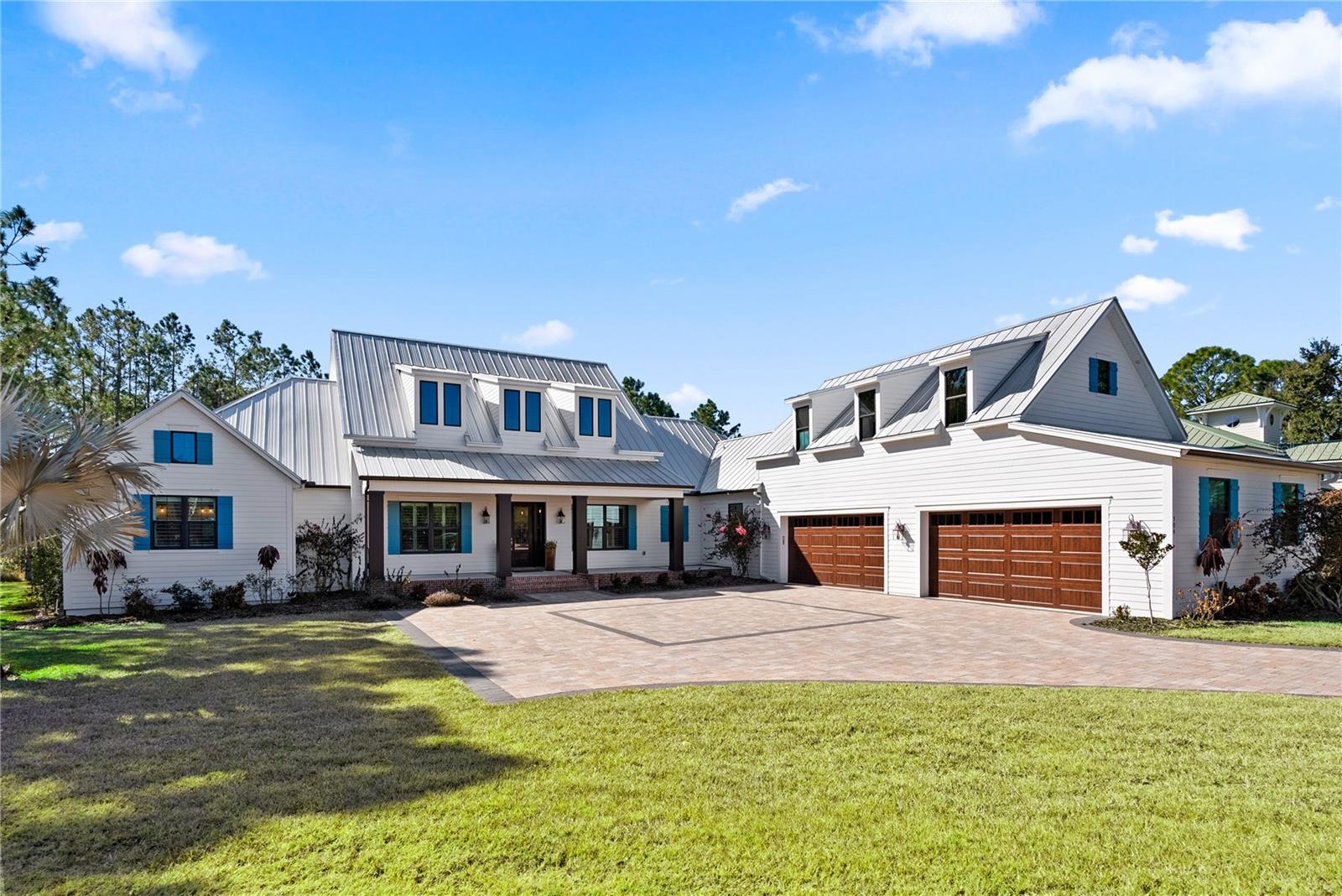 504 YELLOW SUBMARINE CT