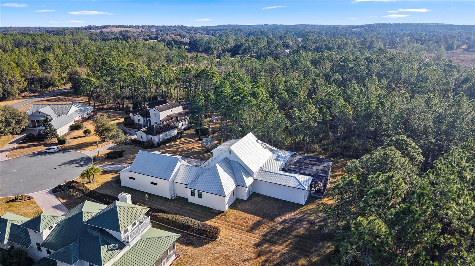 504 YELLOW SUBMARINE CT