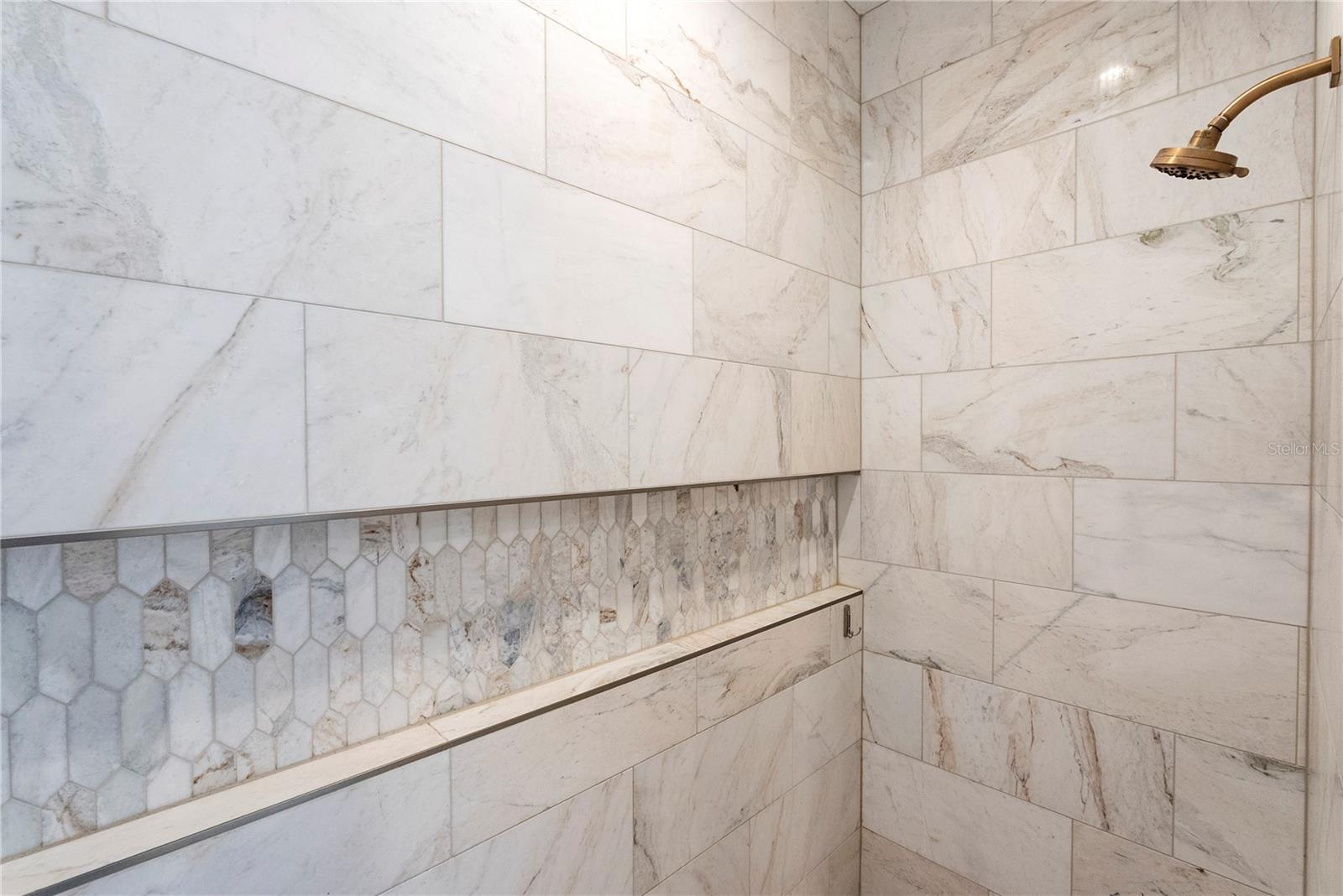 504 YELLOW SUBMARINE CT