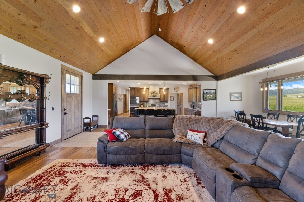 289 Montana Way