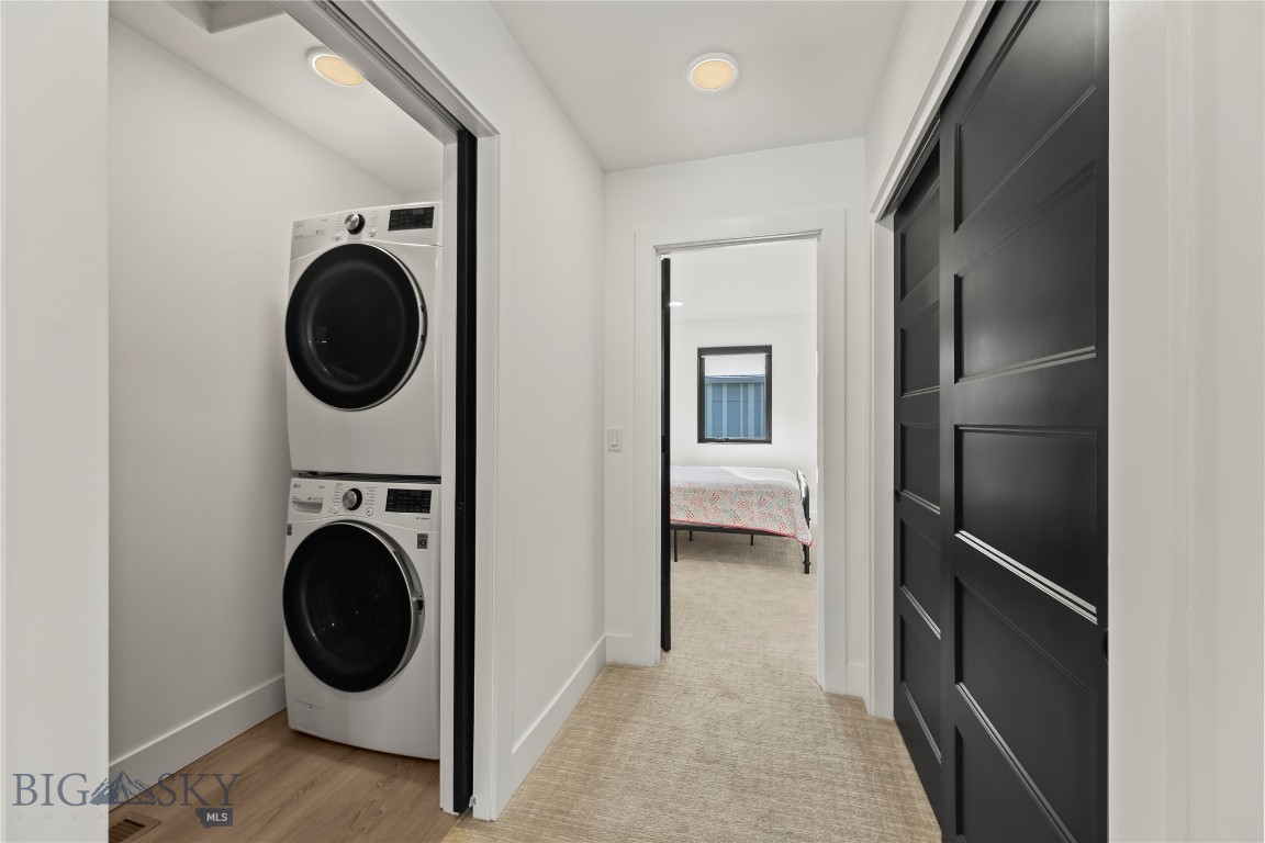 315 W Peach 1