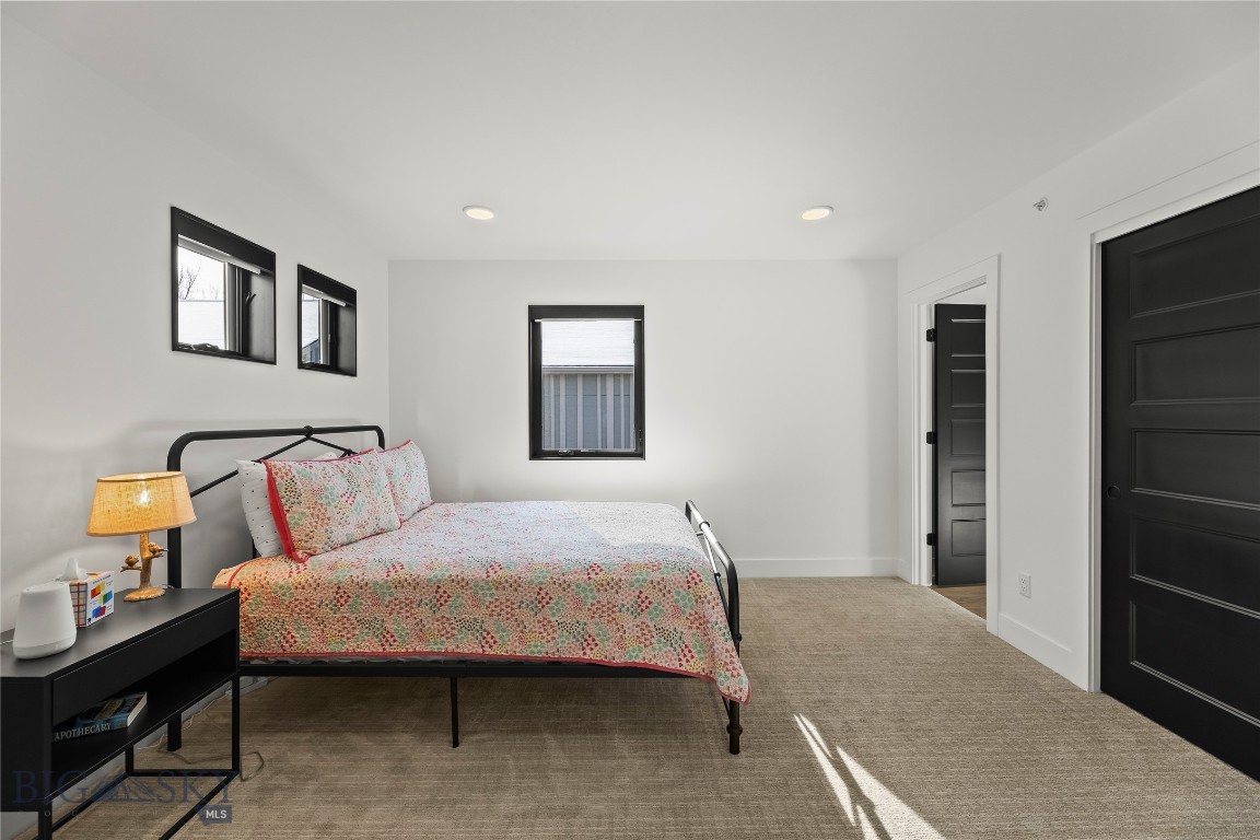 315 W Peach 1