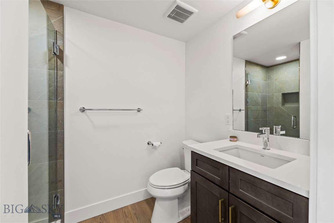 315 W Peach 1
