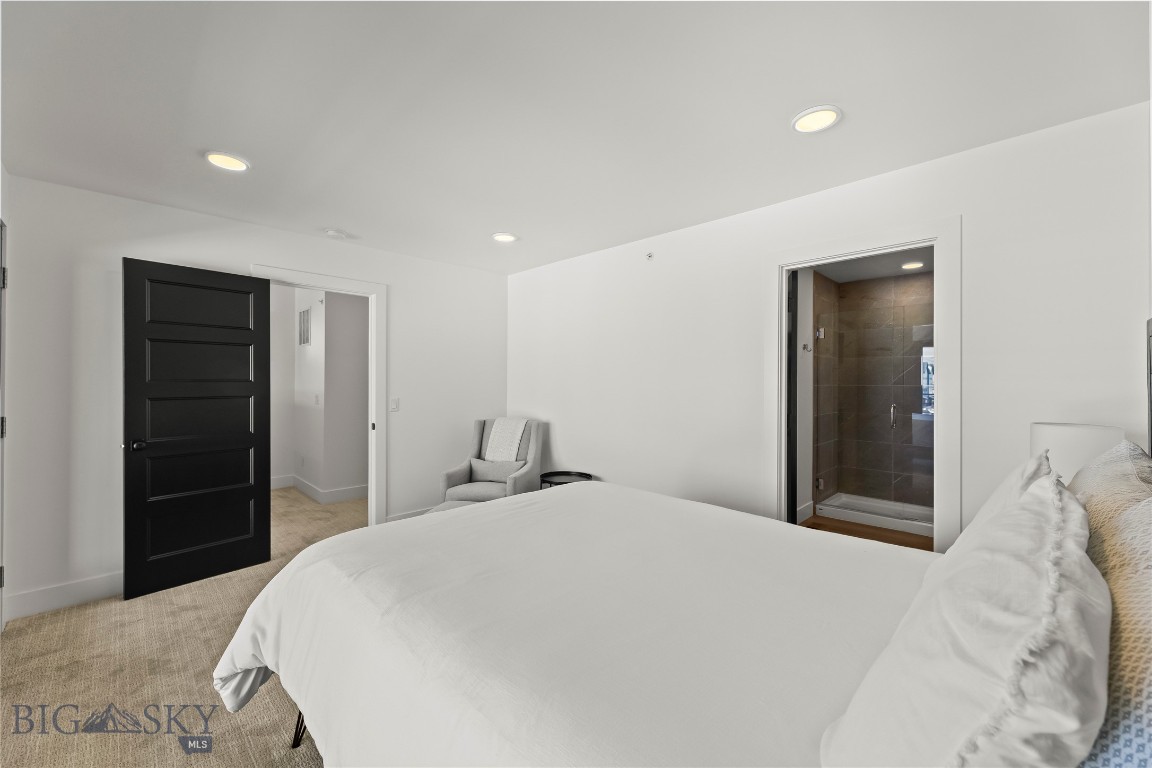 315 W Peach 1