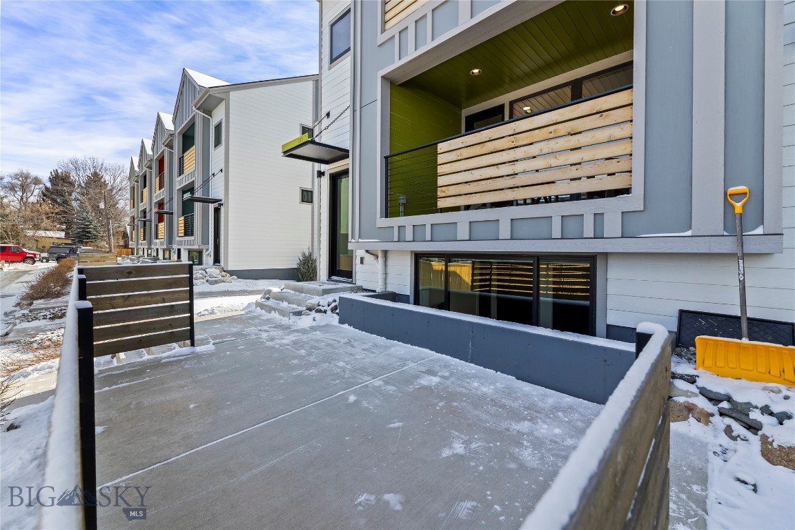 315 W Peach 1
