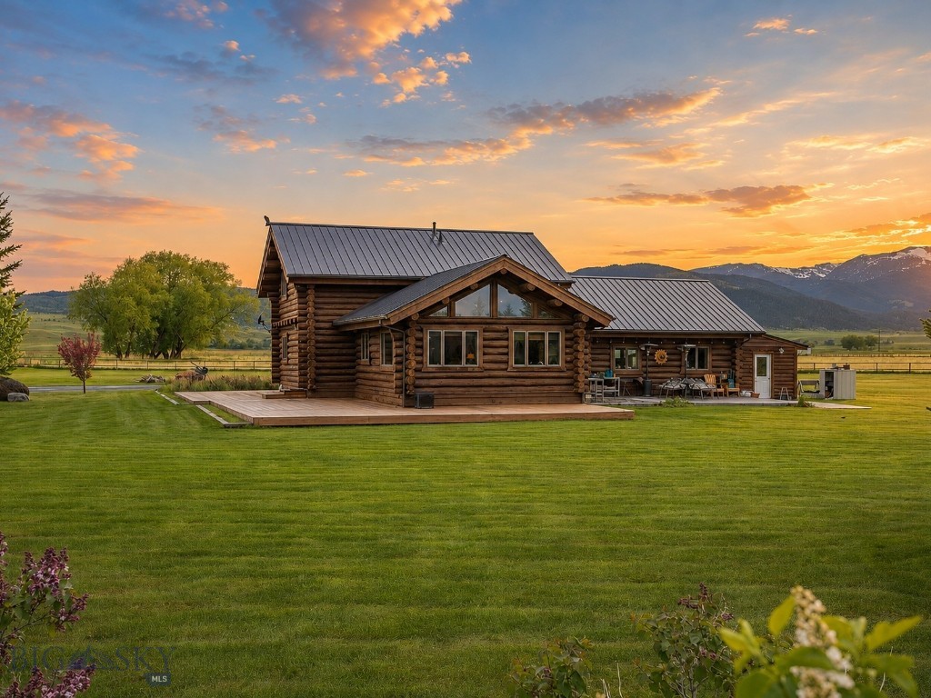 3 Dolly Varden Drive