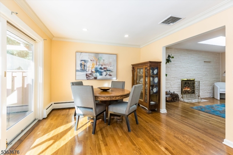 13 Oxford Dr