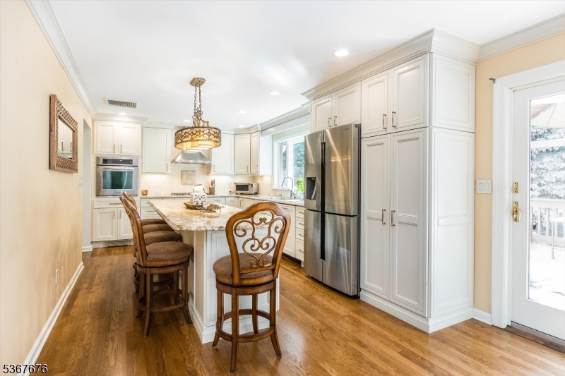 13 Oxford Dr