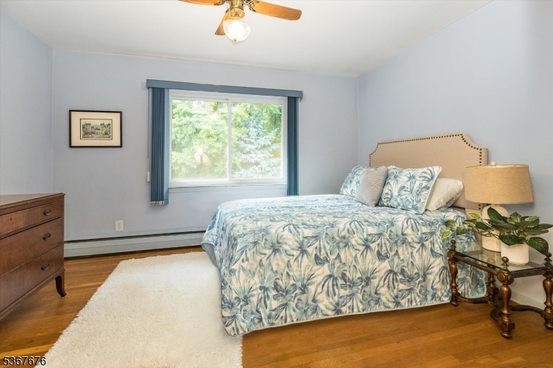 13 Oxford Dr
