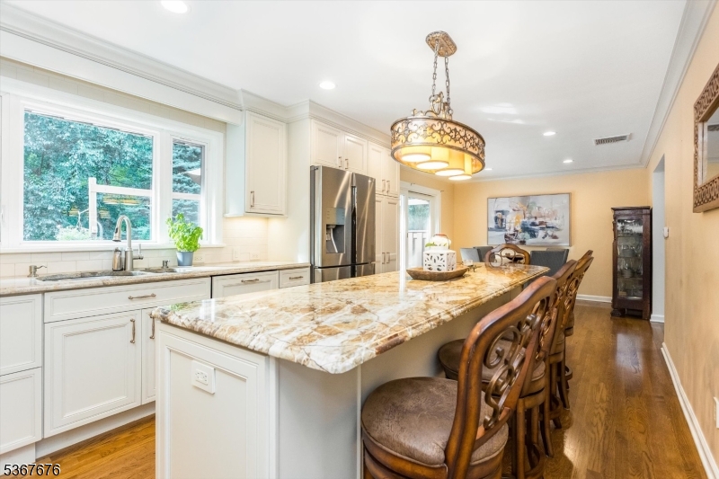 13 Oxford Dr