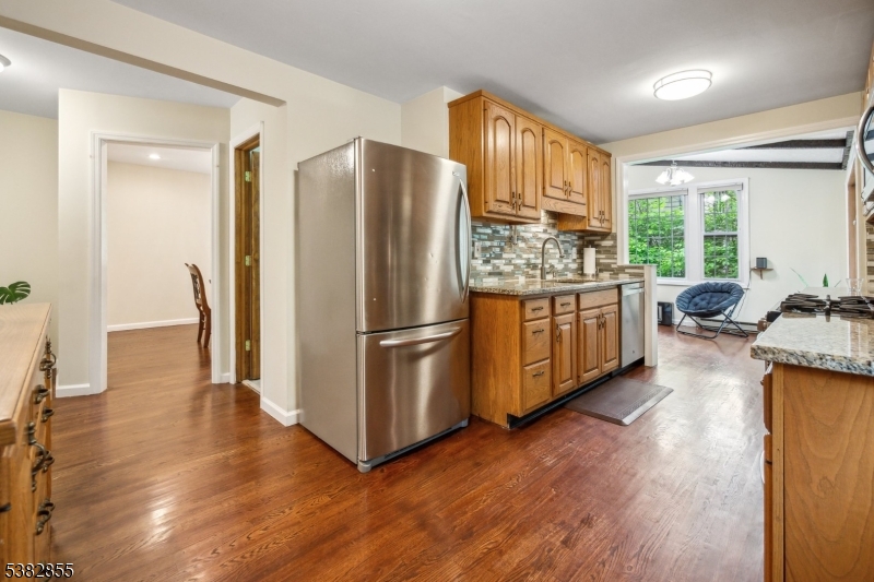 147 W Northfield Rd
