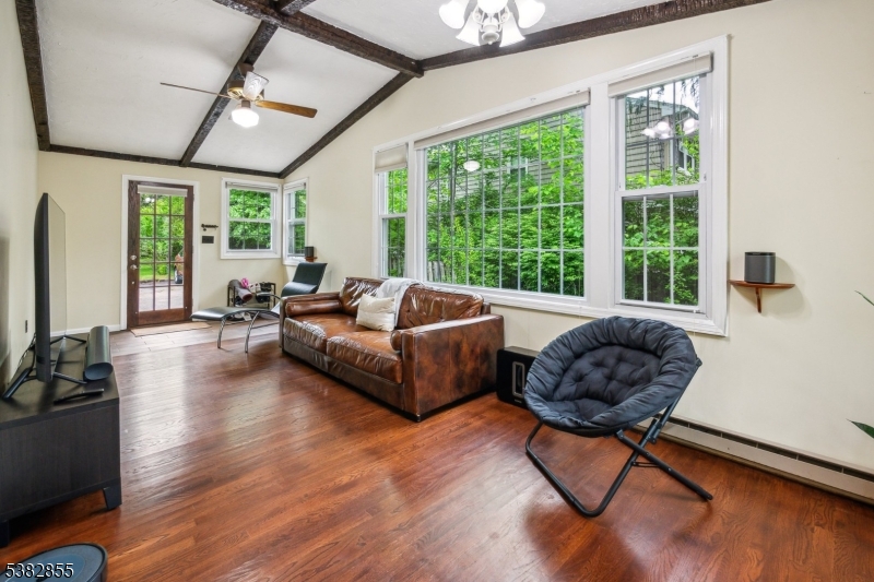 147 W Northfield Rd