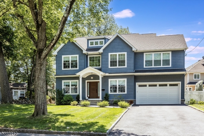 16 Fernwood Rd