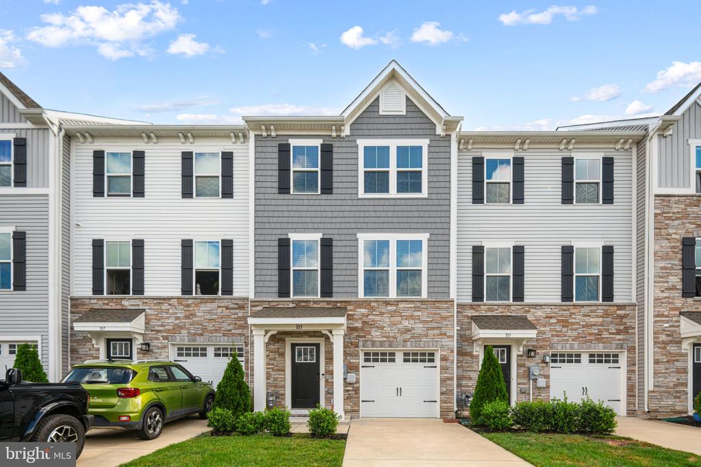 105 KOHLMYER DRIVE