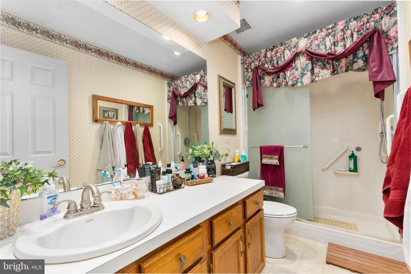16 Cypress Ct