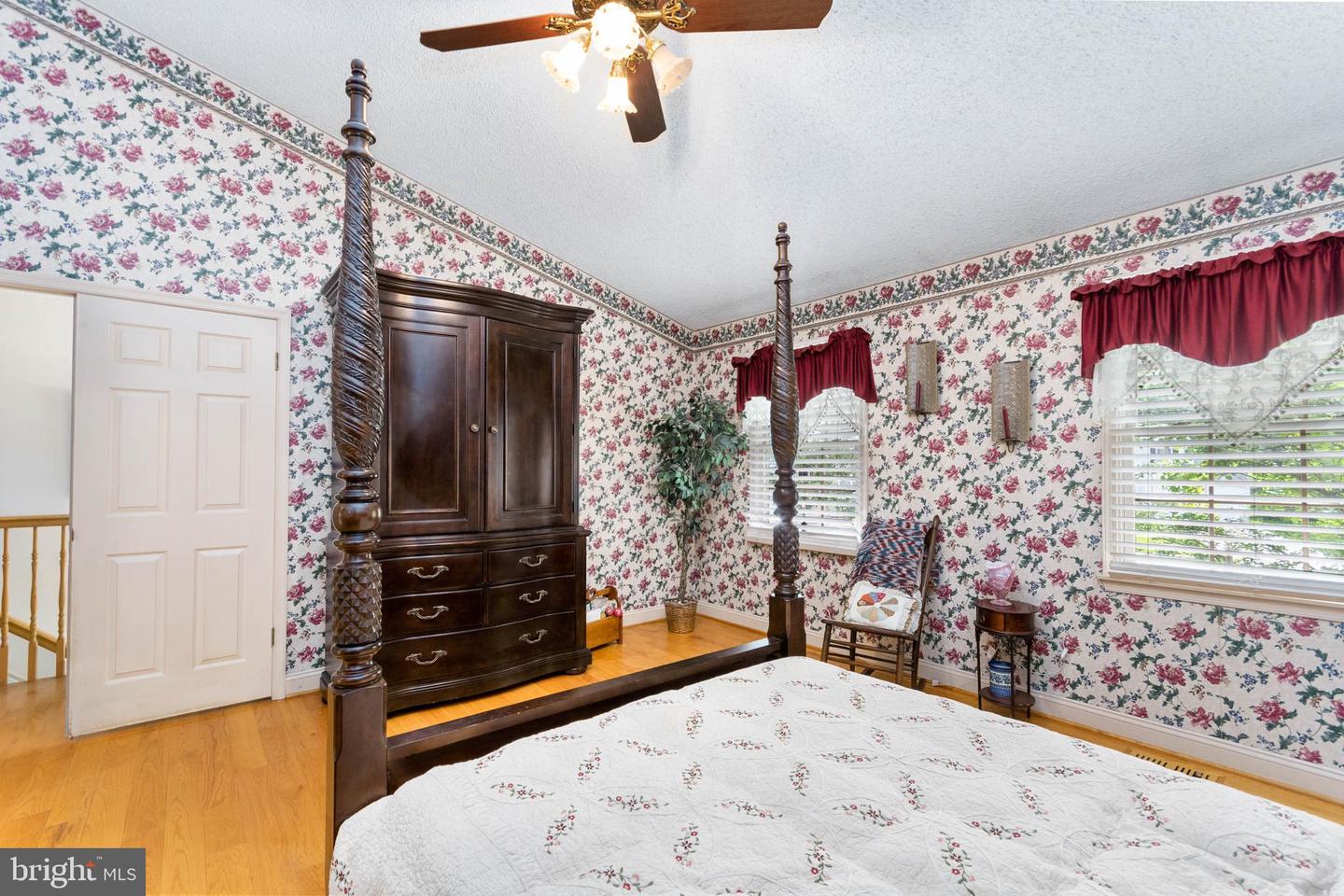 16 Cypress Ct