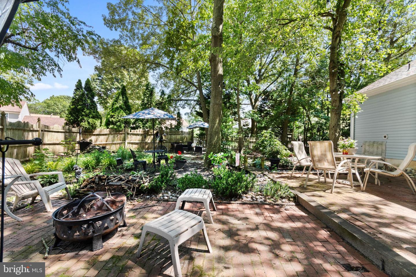 16 Cypress Ct