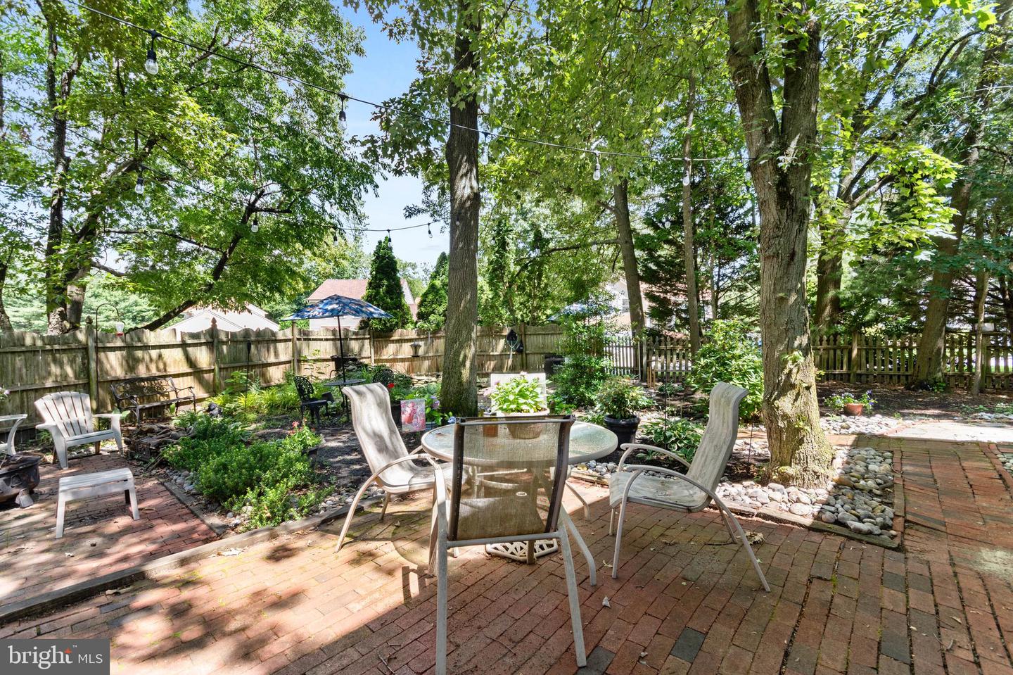 16 Cypress Ct