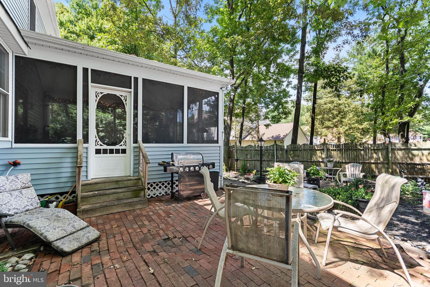 16 Cypress Ct