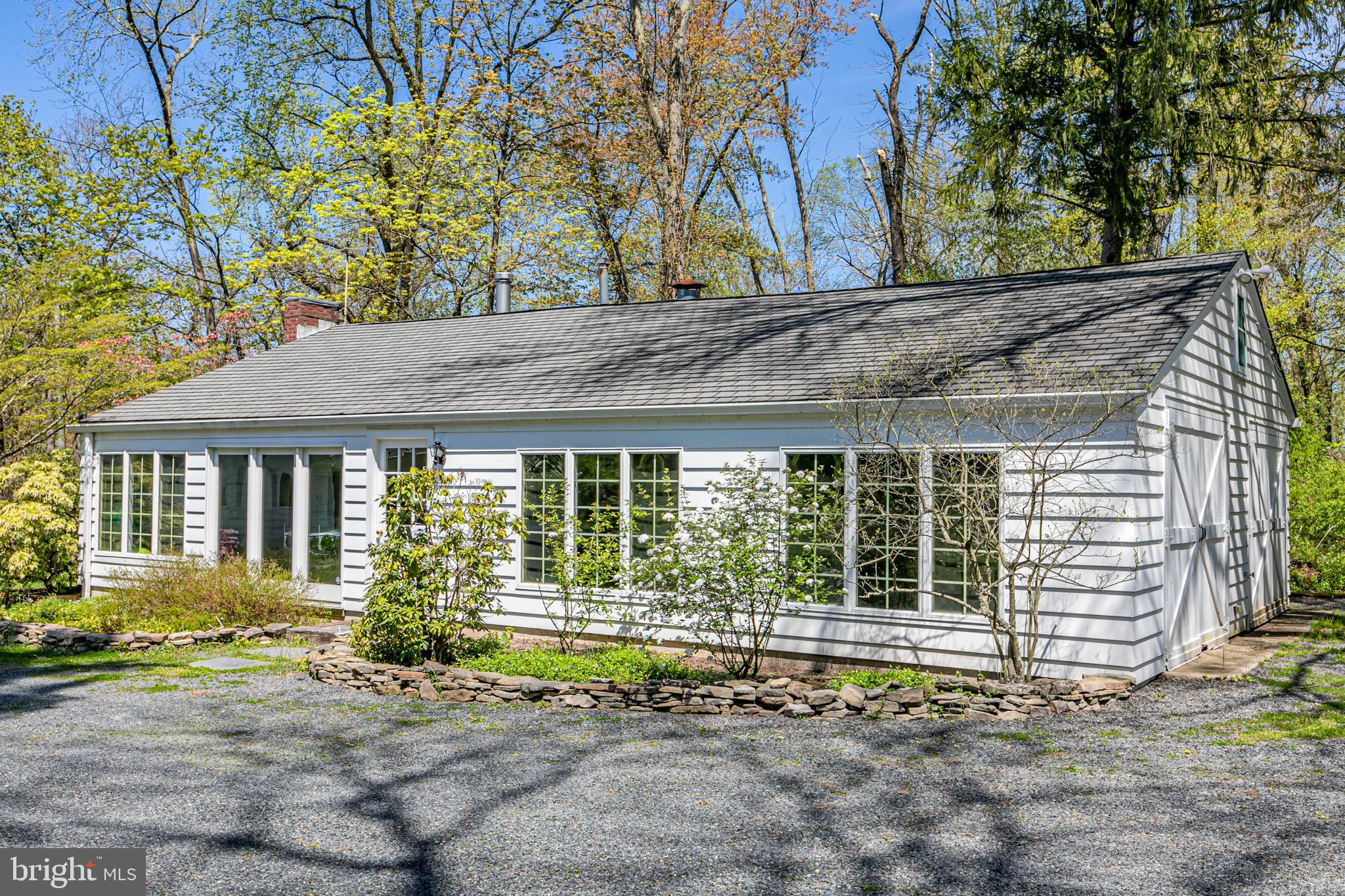 1203 Canal Rd