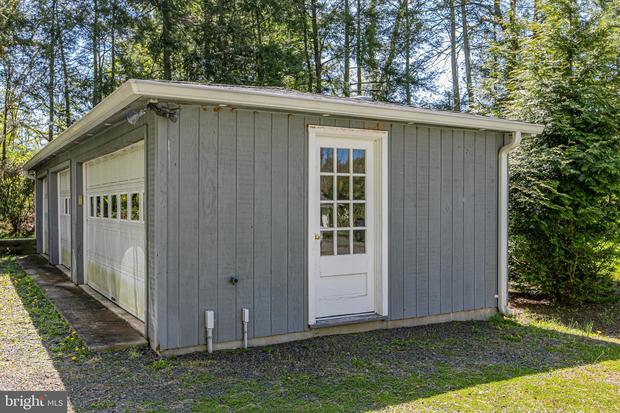1203 Canal Rd