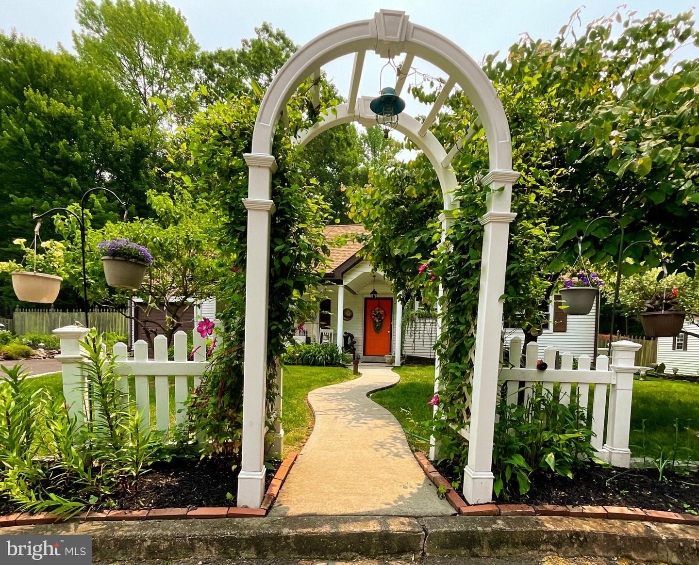 444 Wood Ct