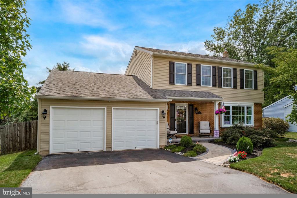126 Hampton Dr