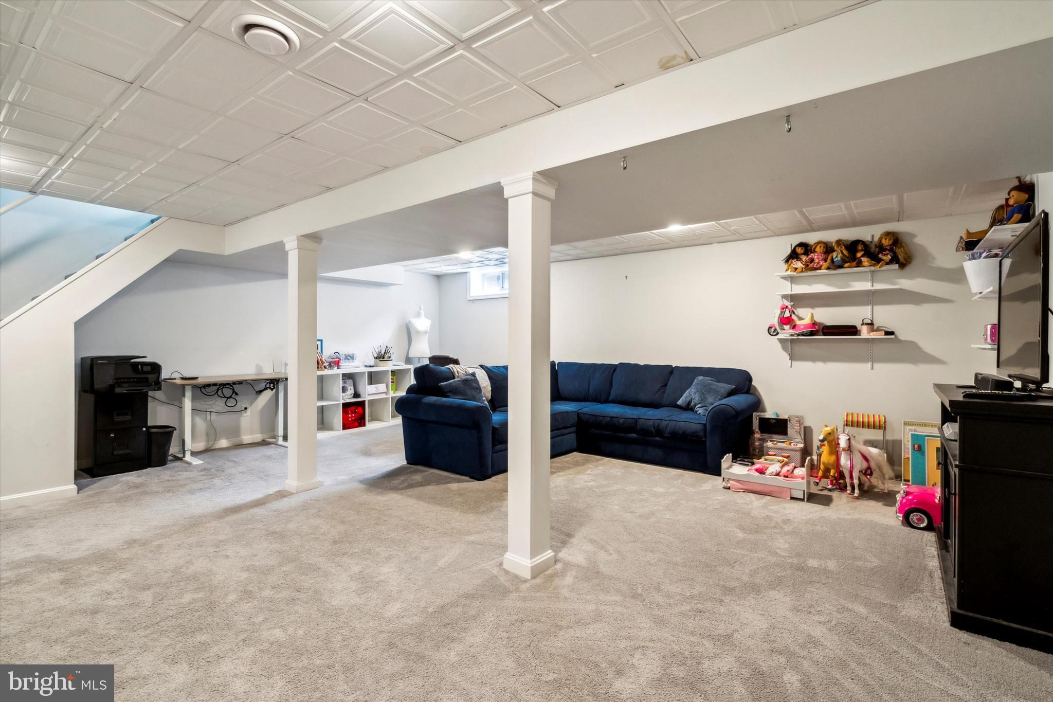 126 Hampton Dr