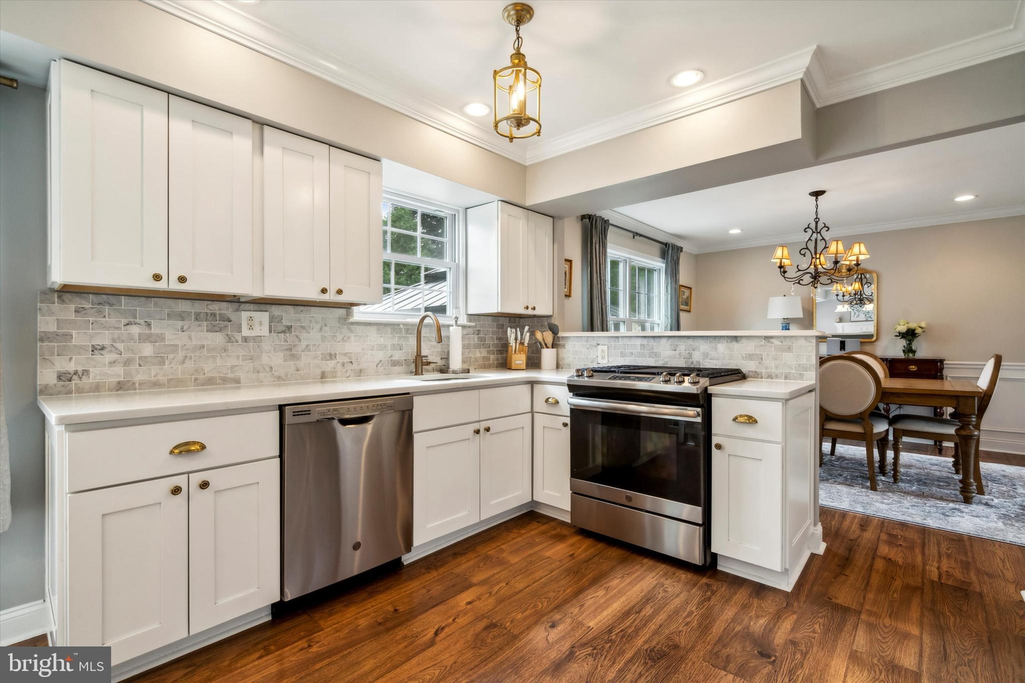126 Hampton Dr