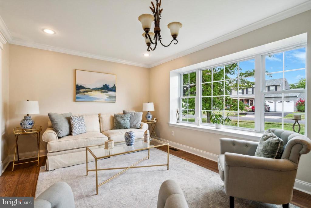 126 Hampton Dr