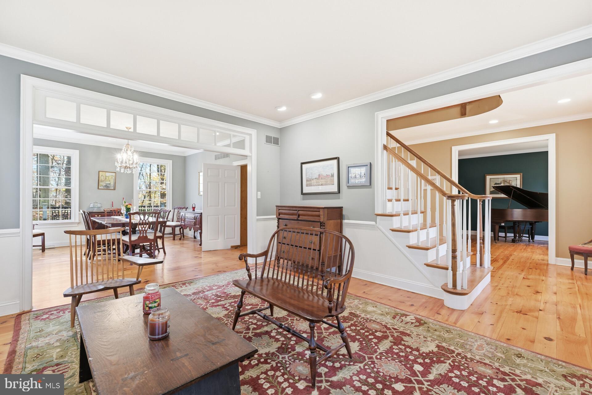 6950 UPPER YORK ROAD