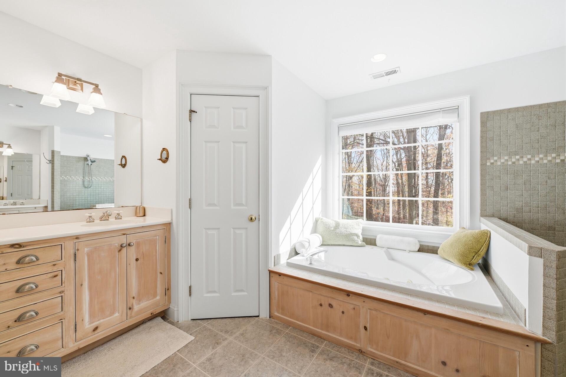 6950 UPPER YORK ROAD