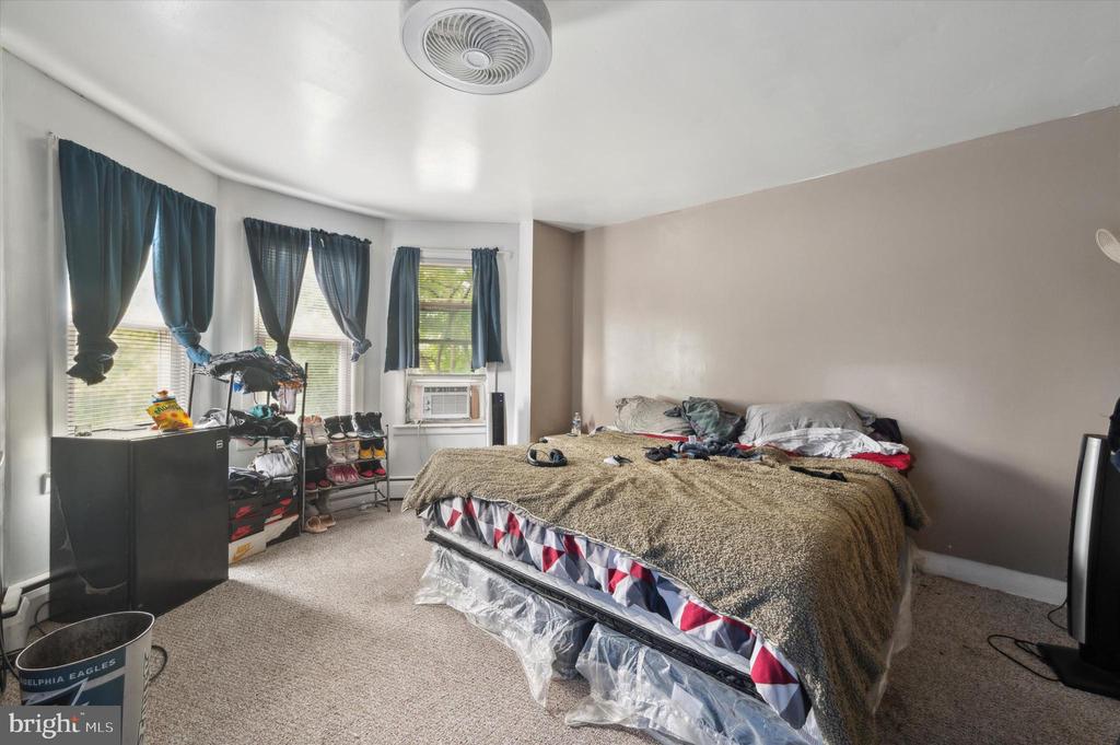 212 Pusey Ave