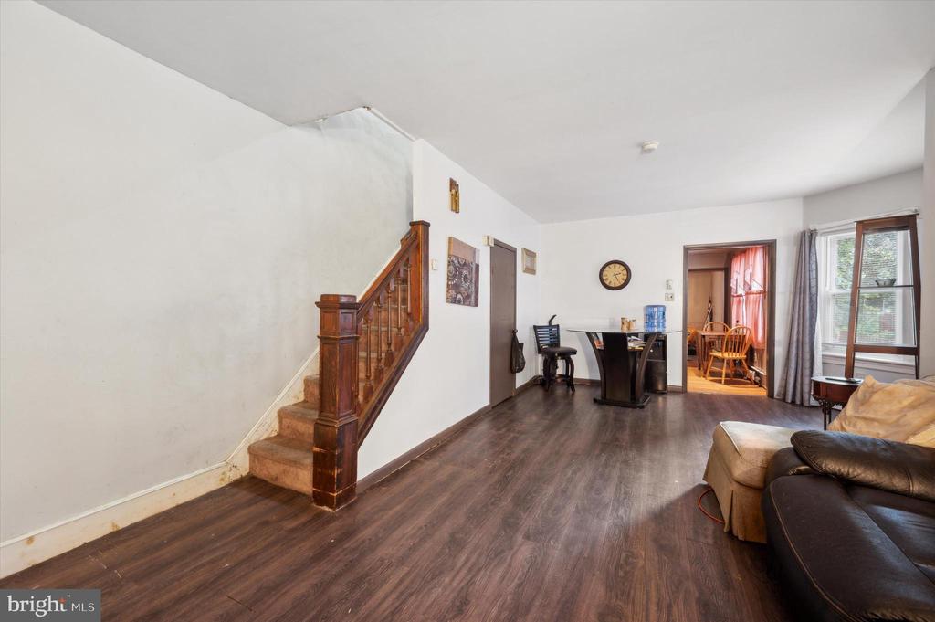 212 Pusey Ave