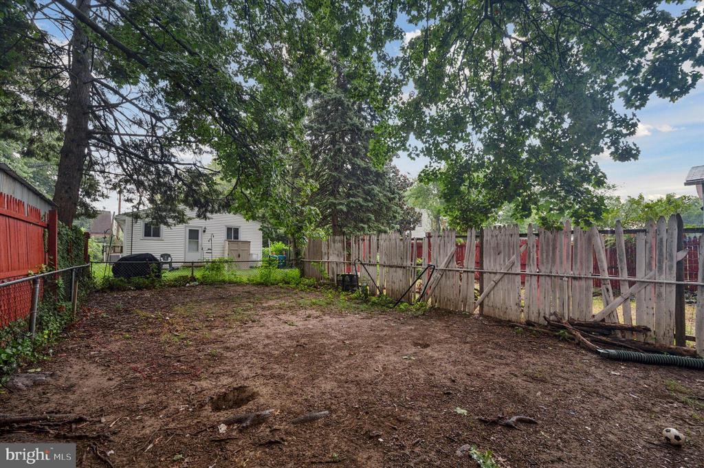 212 Pusey Ave