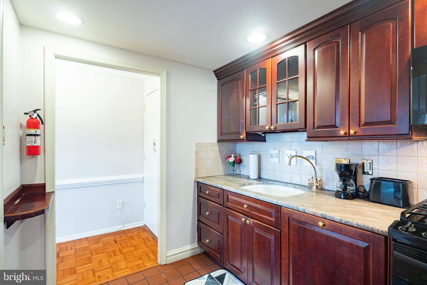 100 West Ave #106s