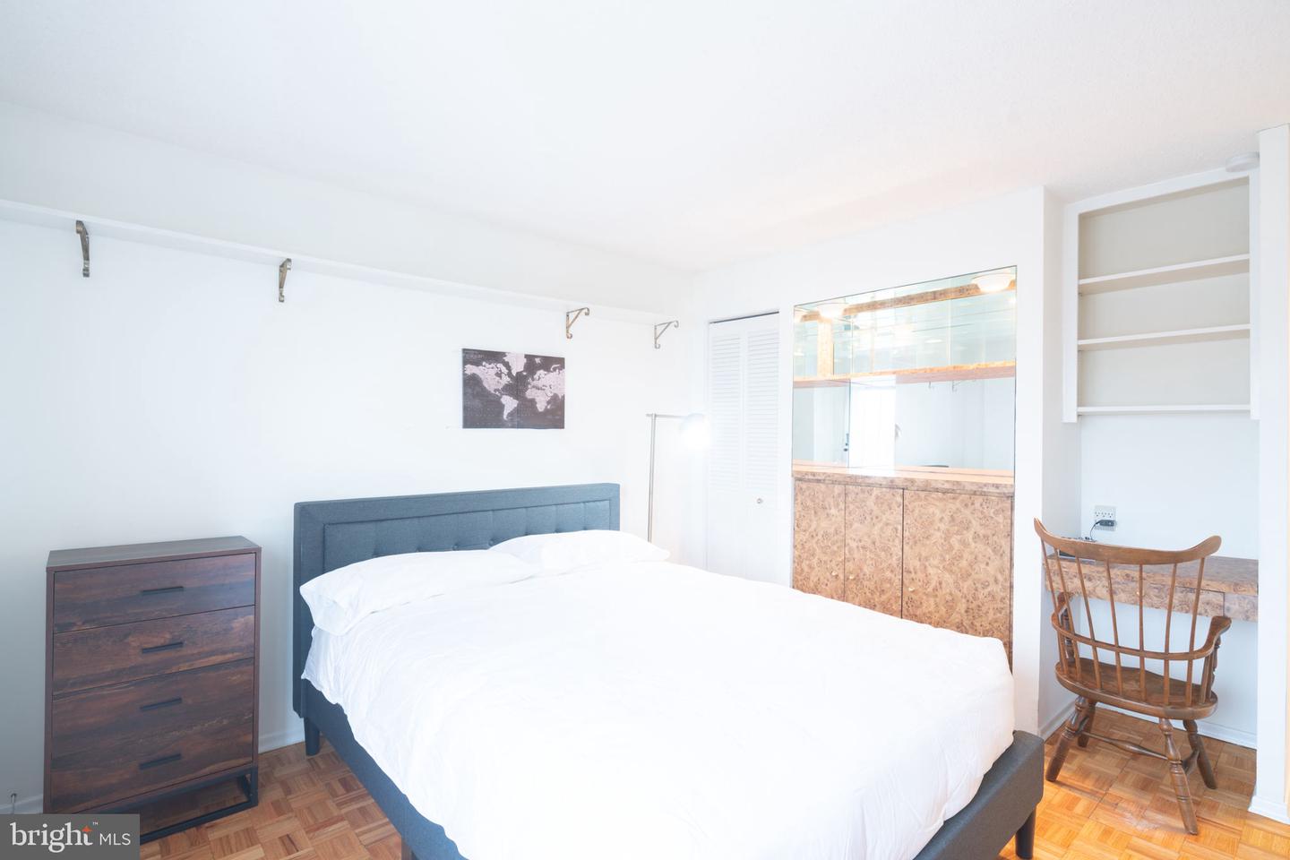100 West Ave #627s