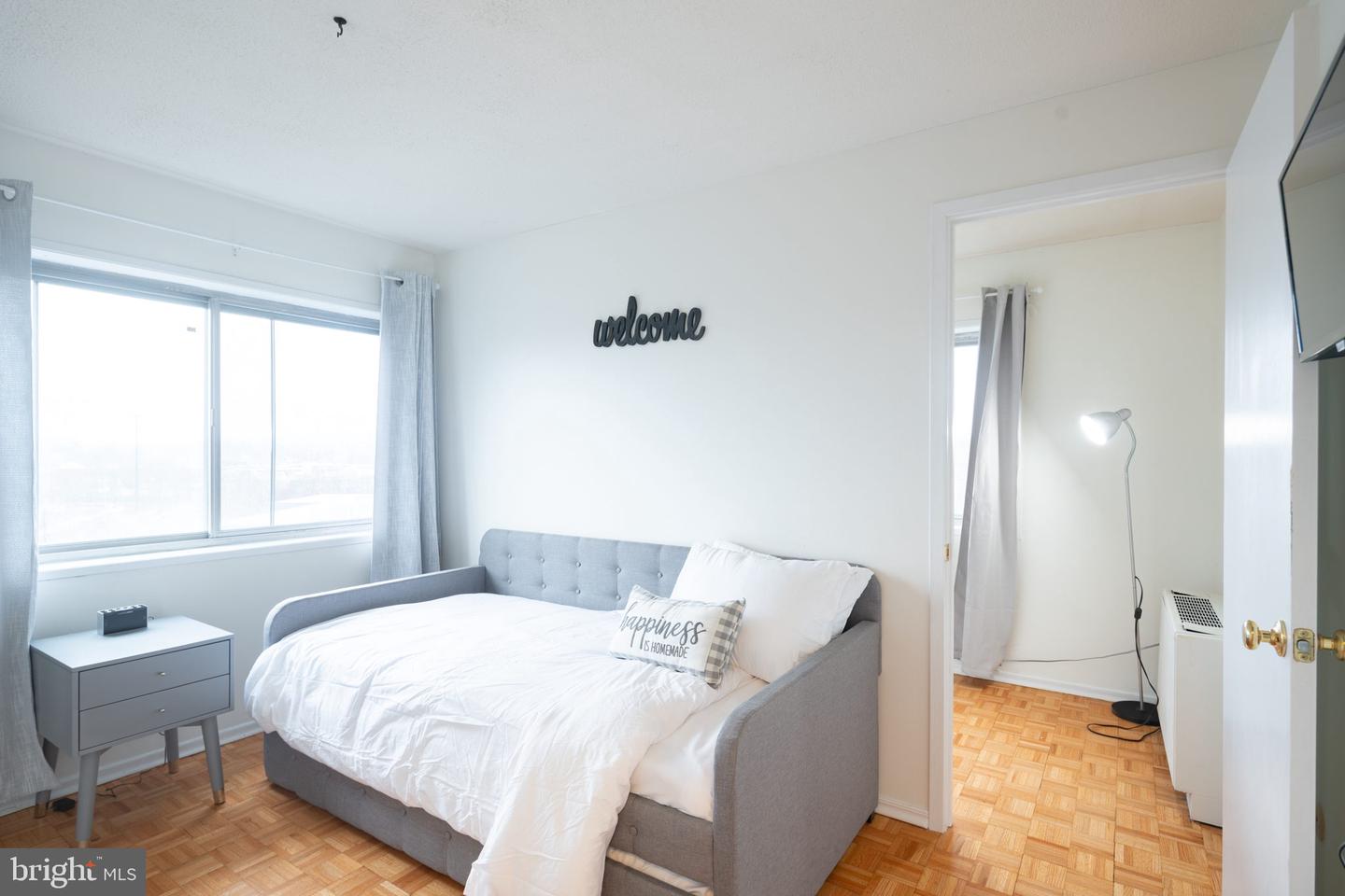 100 West Ave #627s