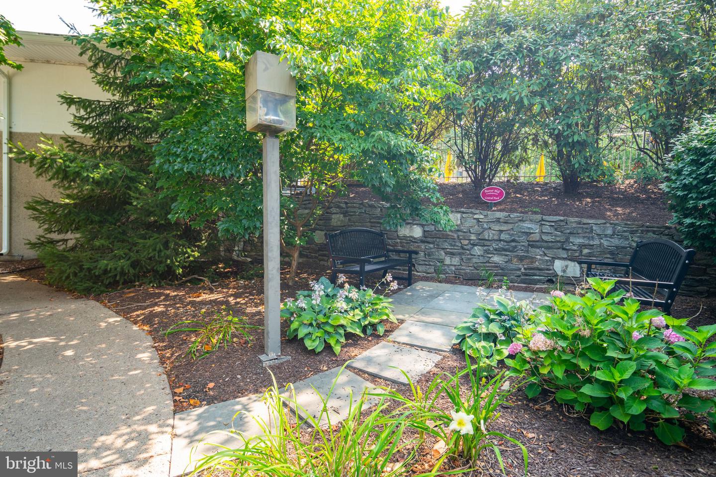 309 Florence Ave #402-N