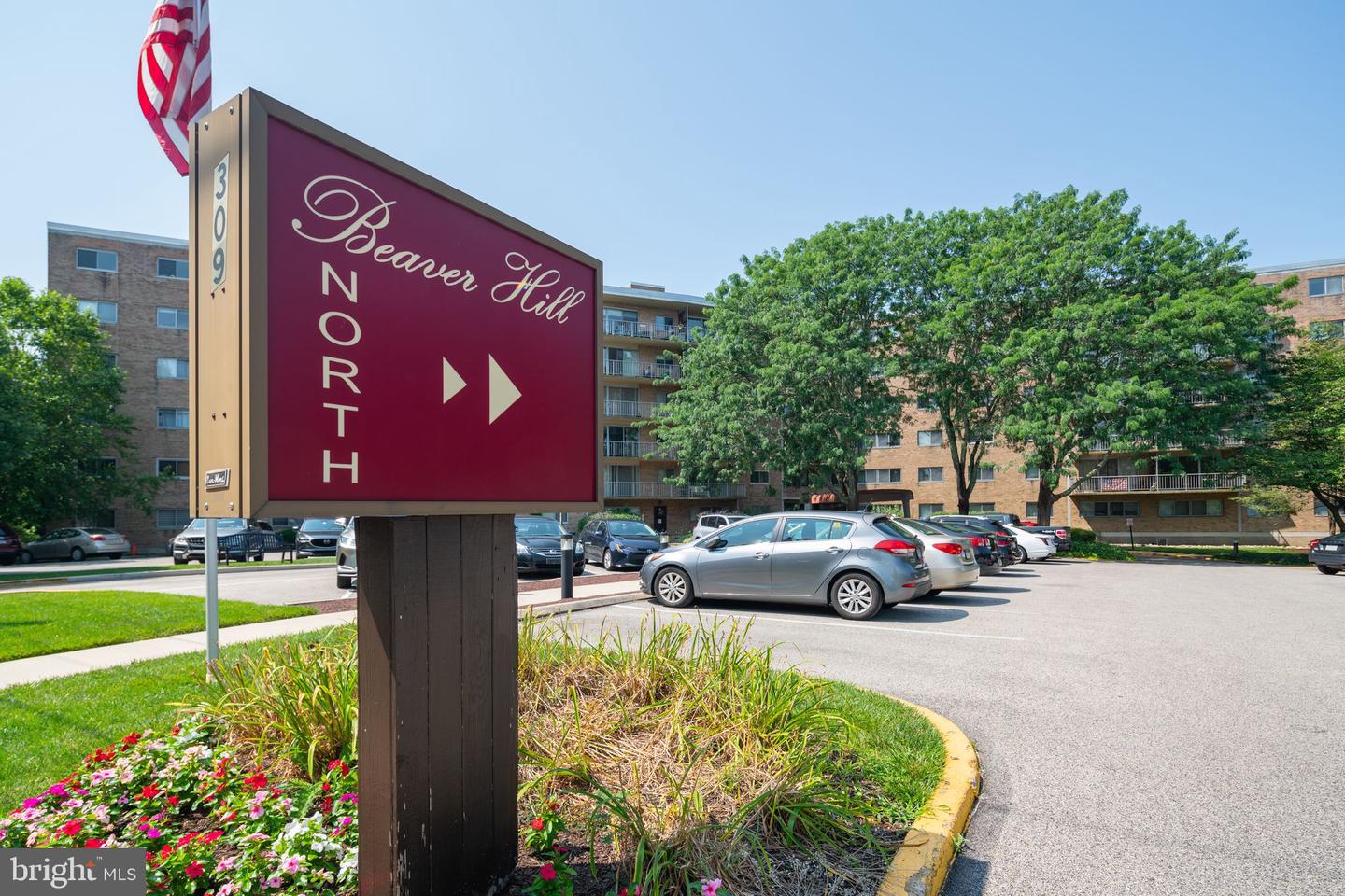 309 Florence Ave #402-N
