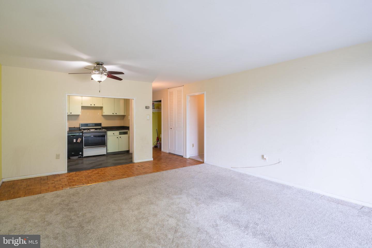 309 Florence Ave #402-N