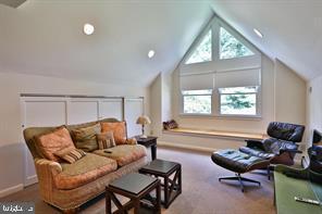 1157 Delene Rd