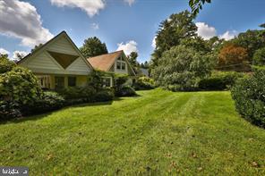 1157 Delene Rd