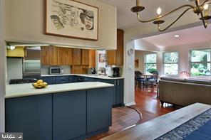 1157 Delene Rd