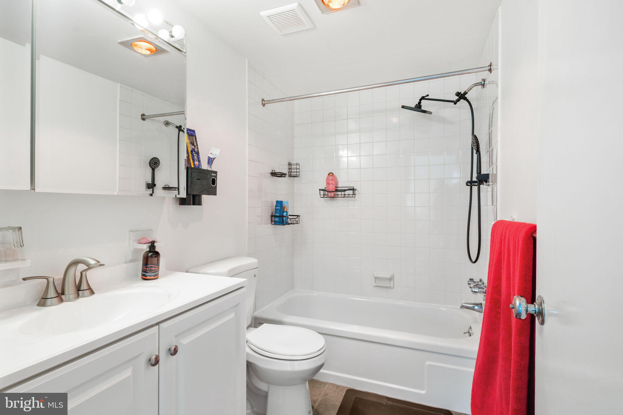 309 Florence Ave #112-N