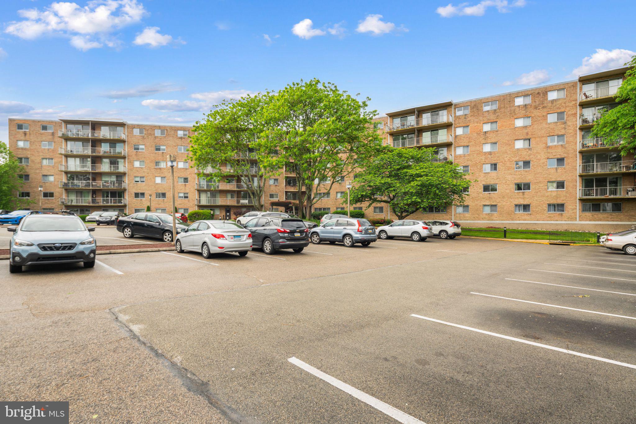 309 Florence Ave #112-N