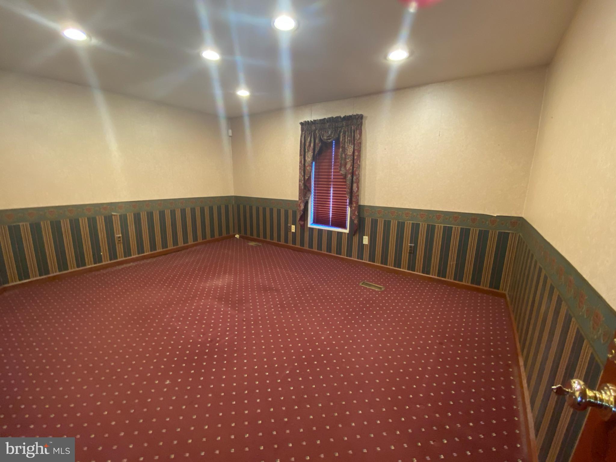 707 Bethlehem Pike